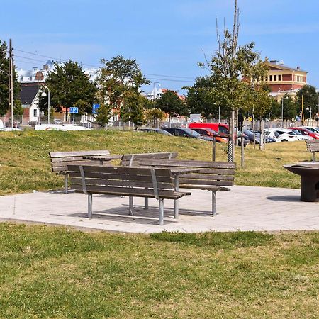 1 Bedroom Amazing Apartment In Ystad Luaran gambar