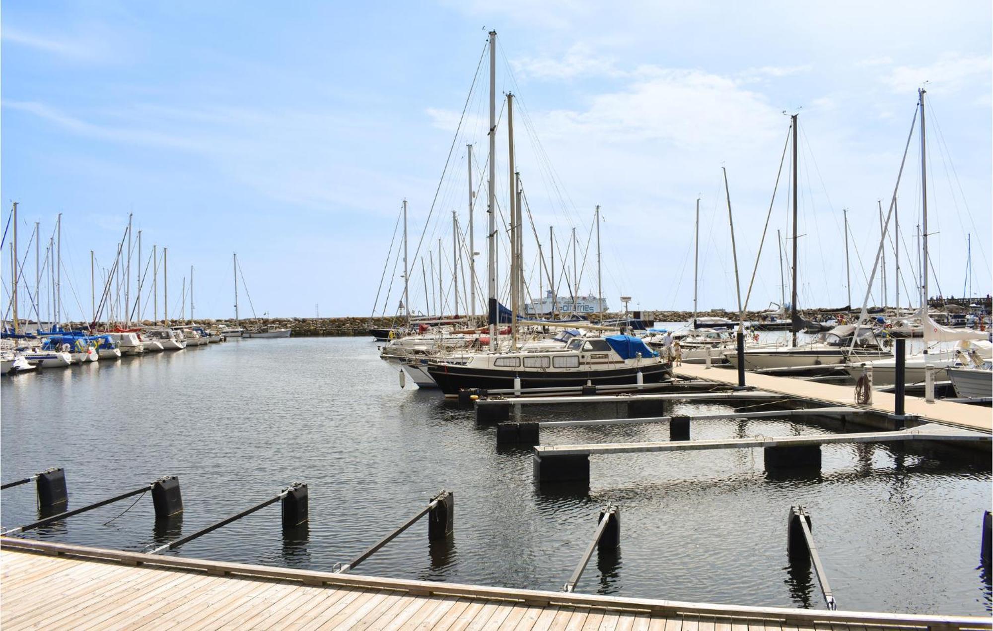 1 Bedroom Amazing Apartment In Ystad Luaran gambar