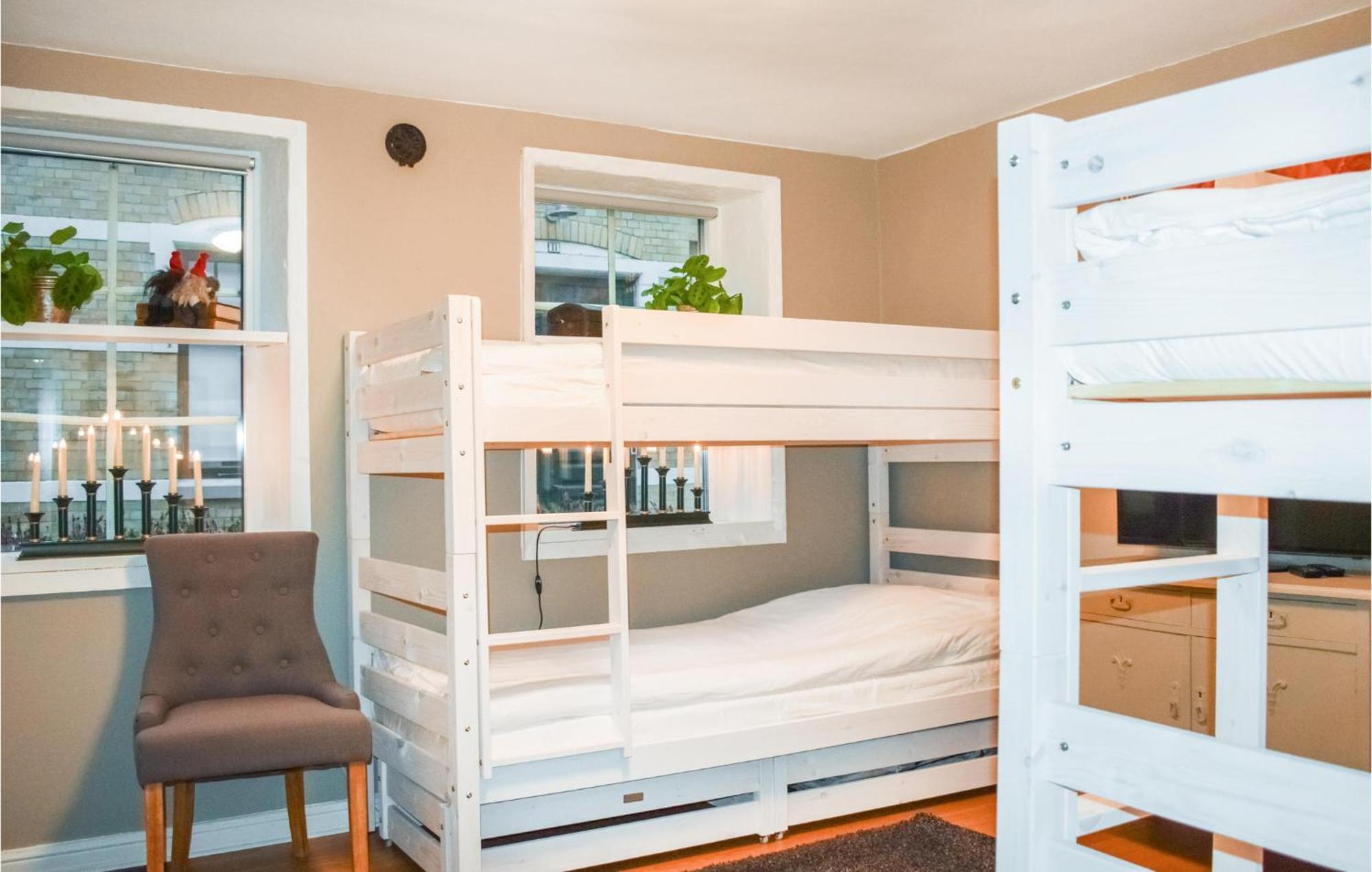 1 Bedroom Amazing Apartment In Ystad Luaran gambar