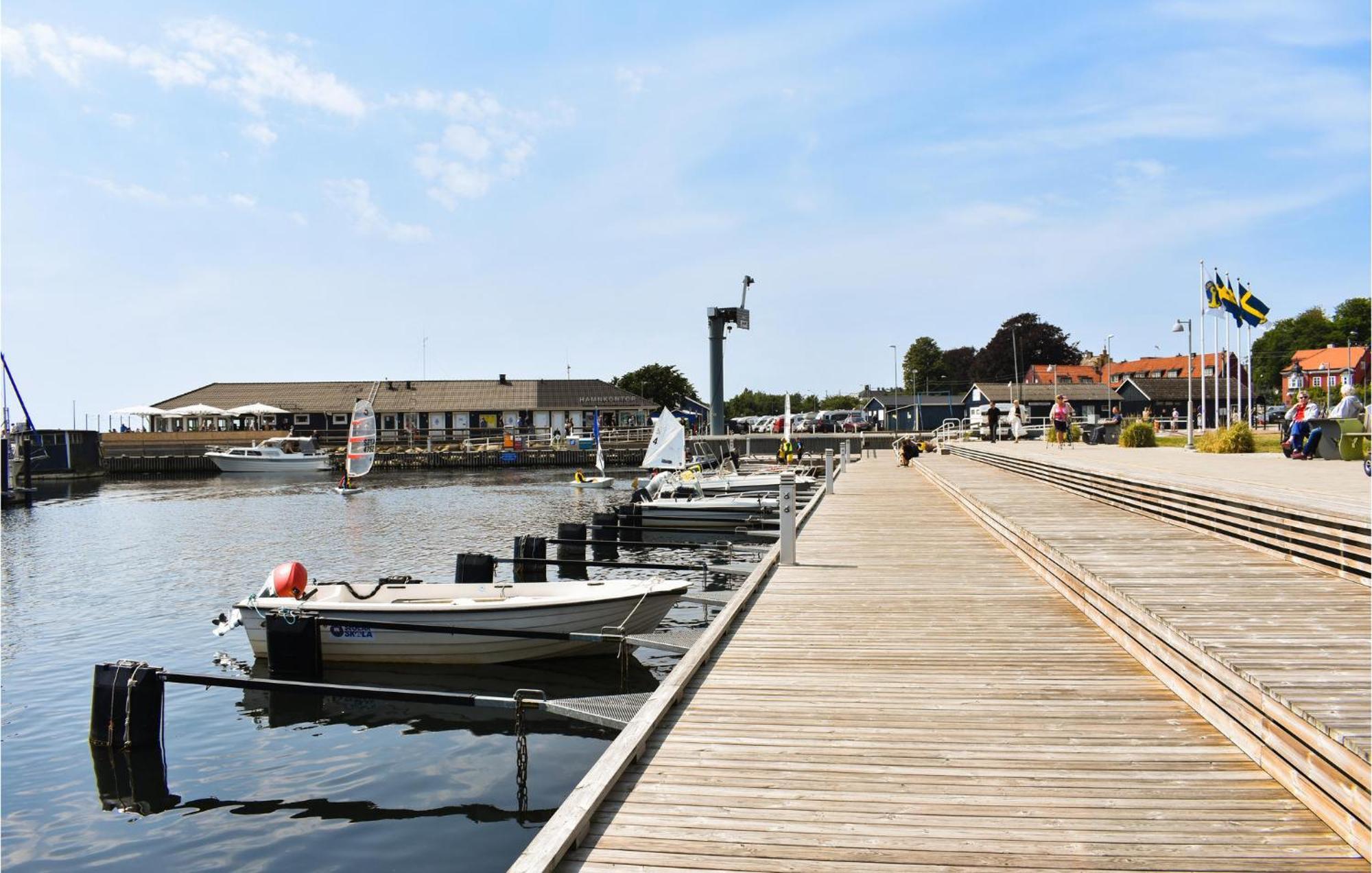 1 Bedroom Amazing Apartment In Ystad Luaran gambar